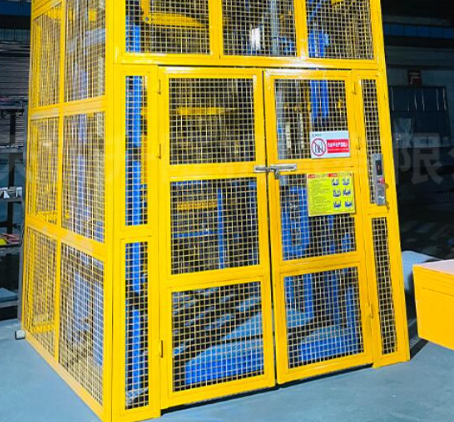 钟山货梯可以安装在室外吗